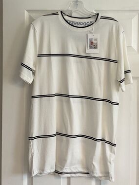 💐NWT💐 Denim and Flower men’s Short Sleeve Shirt - size M